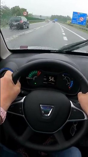 Dacia Spring Electric 33 kw 44 HP Acceleration