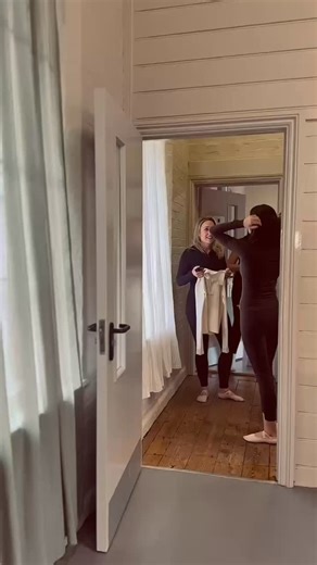 🩷 We are back in the studio Monday 3rd November and can’t wait to see everyone 🩷 #ballet #amysdanceacademy #lovedance #balletteacher #petiteballerina #royalacademyofdance | Amy's Dance Academy