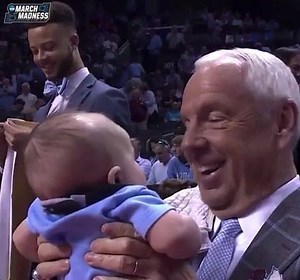 Lauren Brownlow GIFs: College basketball Christmas is here. Read, watch and enjoy here>>>wralsportsfan.com/18269542/ #WRALsportsfan✏️🎞️🏀 | 99.9 The Fan