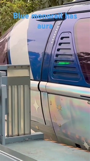 Blue monorail has aura