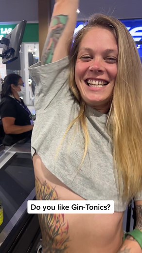 Do you like gin tonics? #fyp #foryou #fakebody #sammmnextdoor