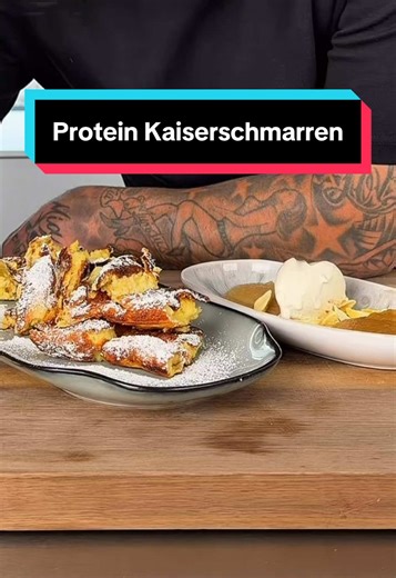 Werbung // Kaiserschmarrn, aber mit Proteinen statt Reue. Fluffig, schnell gemacht und perfekt für alle, die trainieren und trotzdem genießen wollen. Mein Lieblings-Vanilleeis lassen wir heute mal außen vor 😅🙈 Gesamt (Rezept): Kalorien: ca. 640–660 kcal Eiweiß: ca. 60–63 g Kohlenhydrate: ca. 55–60 g Fett: ca. 18–20 g Pro Portion (2 Portionen): Kalorien: ca. 320–330 kcal Eiweiß: ca. 30–32 g Kohlenhydrate: ca. 28–30 g Fett: ca. 9–10 g Zutaten (2 Portionen) • 250 g NUR NUR NATUR Bio-Speisequark •