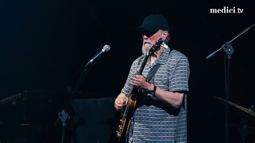[NEW] John Scofield, guitarist and composer extraordinaire, lights up the stage at Roma Jazz Festival. With his Long Days Quartet, Scofield performs brand-new compositions alongside jazz standards such as "Kingofsomething". Watch the full concert on medici.tv. https://bit.ly/43dowUL | medici.tv