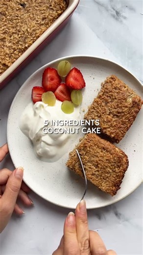 RHIANNON LAMBERT BSc MSc RNutr on Instagram: "🥥 Comment COCONUT to get the recipe sent straight to your DMs 🥥 This 5-ingredient coconut cake is your reminder that during stress, overwhelm or the festive season 🎄, fibre matters more than ever. Fibre helps tame sugar cravings, keeps you fuller for longer, feeds your gut microbes and supports immune health, exactly what we want heading into winter 🤍 #highfibrerecipes #rhitrition #easybaking #coconutcake"