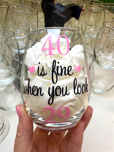 40th Birthday Gifts for Women, 40 is Fine When You Look 29 Wine Glass, Funny 40th Birthday Gifts, Personalized 40th Birthday Gift for Her - Etsy