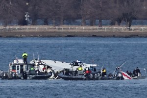 Aviation expert responds to Trump's claim diversity and inclusion hiring to blame for Washington DC crash