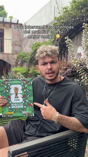 Todavía se enoja que no se las cambias jajajajaja 🤣 #albumpanini #albumdelmundial @Diosdado