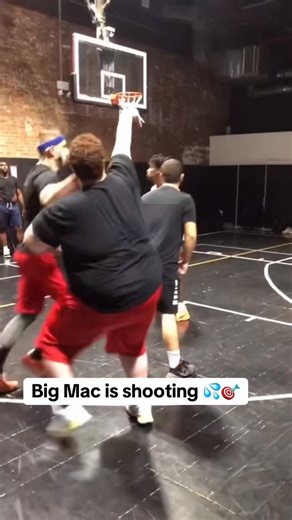 BigMac😈 on Instagram: "Left me open like unread messages 📲🏀 #basketball #bigboy #hooper #ballislife #shooter"