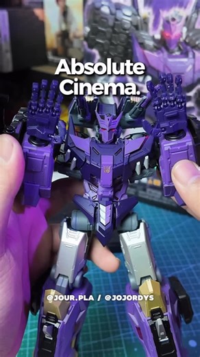Jourdy on Instagram: "Blokees Transformers Action Editon Tarn. • Wah ini paket lengkap sih. Menurut keyakinan gua juga ini model kit Dari Blokees yang worth banget buat jadi koleksi. Artikulasi banyak, detail cakep, aksesoris menarik, dan ada Nickel. Menurut kalian gimana? @blokees.official #blokees #blokeestransformers #blokeesmodelkits"