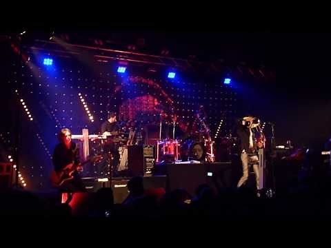 "STARS COME OUT" -CALVIN HARRIS - *LIVE HD* NORWICH UEA LCR 15/10/09