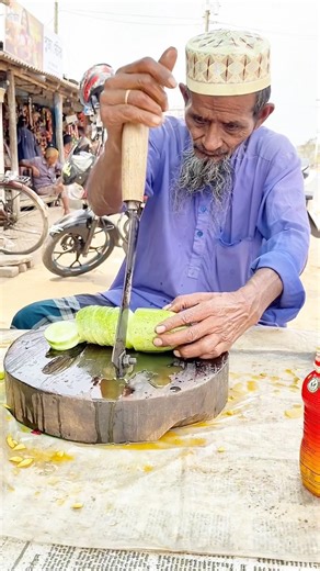 Amazing lemon machine making skills