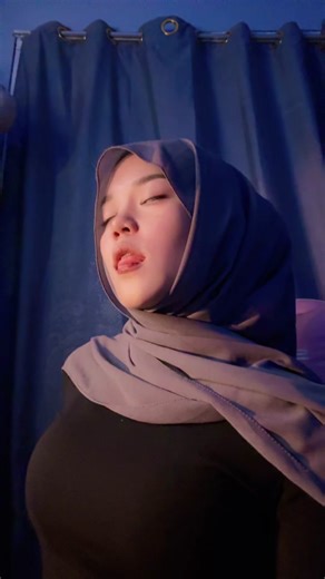 DeraanJela: Perkenalan Diri dan Aktivitas Terbaru