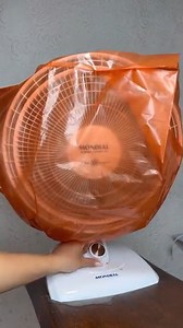 121K views · 547 reactions | You’ve been cleaning the wrong fan your whole life! Here’s how to clean it in under a minute — mind-blowing!  | My Tips Book | Facebook