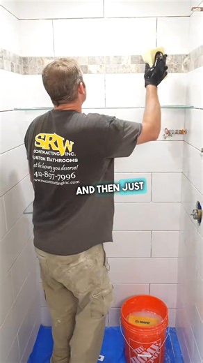 Don't be afraid of Epoxy grout 👊 Epoxy grout is my go-to grout for a light or white colored grout. Its superior to pretty much any other type of grout! One of my favorites is Laticrete Spectralock Pro Epoxy. Its actually in some ways easier and more forgiving than many other grouts. Here are a few tips: 1. Be sure to squeeze and mix every bit of Part A & B components 2. Wipe down tile with a damp sponge before applying 3. Use a good grout float to pack all joints, my favorite is troxell - https