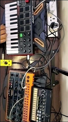 HEAD Acid Hard Techno 22 #acidtechno #techno #909 #electronicmusic #abletonlive