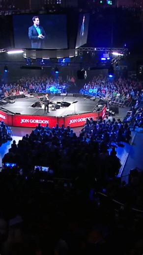 I hear the question all the time: "Jon, how do you actually do what you do?" Most people think being a world-class speaker is about being "naturally talented" or having a booming voice. It’s not. I used to get a knot in my stomach every time I stepped near a microphone. I wasn't confident. I was terrified of "running out of things to say" or losing the room. Everything changed when I stopped trying to be "charismatic" and started using a repeatable framework. On February 5th, I’m giving you that
