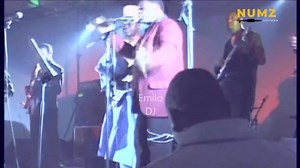 Le poet Lutumba Simaro with Sam Mangwana performing Ebalé Ya Zaïre live in Paris France in 2003. | Dj NUMZ 254