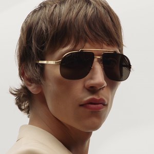 6.6K views · 326 reactions | For the Santos de Cartier eyewear collection, a mix of distinctive materials and eye-catching detailing attests to the Maison’s striking savoir-faire and artistry. ms.spr.ly/6184ddbV6 | Cartier | Facebook