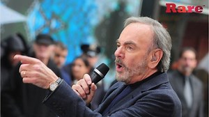 221K views · 67 reactions | Neil Diamond has had to retire his health due to health concerns.  GET THE LATEST ENTERTAINMENT NEWS ==> on.rare.us/people | The Crowd | Facebook