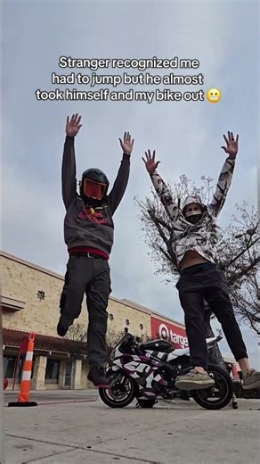 Stranger almost takes out my motorcycle 😬 #biker #dance #jumpstyle #2wheelfeels #foryou #bikersboyz