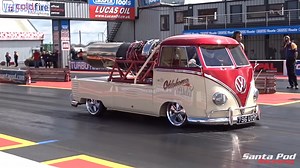 Take the best looking splitty you've ever seen 😍 Stick a Rolls Royce Jet engine on the back and you've got Oklahoma Willy - The Jet Bus 💨 Experience 5000lbs of thrust at VW Breakout 🏕 20-22 May ➡️ santapod.co.uk/vw-breakout.php | Santa Pod Raceway