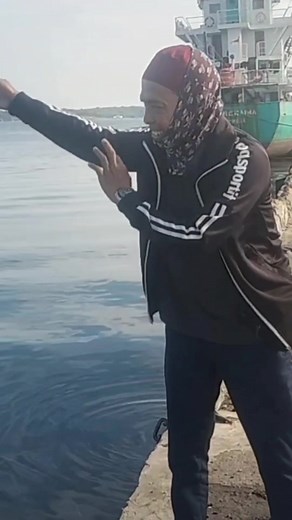 Cara Mancing Ikan Barracuda Dengan Umpan Ikan Teri #mancing #fishing #barracuda #ikanpredator #ikangigitajam #mancingdidermaga #mancingdilaut #mancingbali #mancingsurabaya #mancingjakarta #lombok #kendari #palu #manado #sulsel #makassar #bugis #mancingmania #medan #padang #pekanbaru #lampung #palembang #ambon #papua Sorotan | Tutorial Mancing