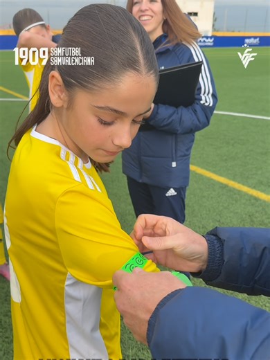 🫂 La FFCV se une un año más a la campaña «𝘽𝙧𝙖𝙯𝙖𝙡𝙚𝙩𝙚𝙨 𝙙𝙚 𝙚𝙨𝙥𝙚𝙧𝙖𝙣𝙯𝙖» de la AECC @contraelcancer.es Los jugadores y jugadoras de la Selecció Valenciana lucirán brazaletes verdes en los próximos partidos 💪 #somValenciana🔷🔶❤️