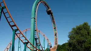 Make the most of your summer! Visit Wales' biggest theme park 🎢 ☀️ | Oakwood Theme Park