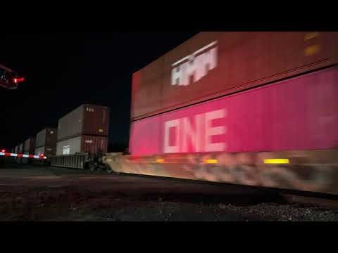 CSX 3474 Leads Long CSX I138-10 NB Intermodal Double Stack Train Thru Florence SC