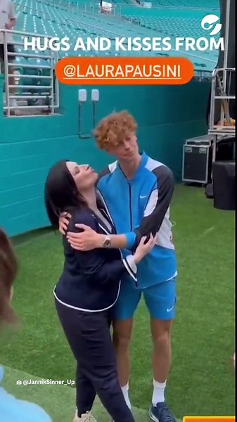 El encuentro entre Laura Pausini y Jannik Sinner que se viralizó en redes