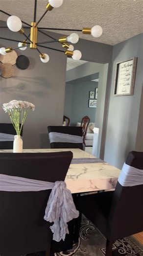 Transform Your Space with Stunning Table Runner Ideas