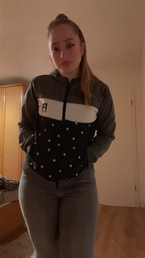 Fashionable Hooded Jacket Style Inspiration