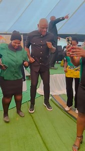 Vrou van Samaria gee my 'n bietjie water gee my 'n bietjie water, 'n bietjie water om te drink #VOTEANC2024 #LetsDoMoreTogether #VoteANC #NorthernCap | Dr. Zamani Saul Page