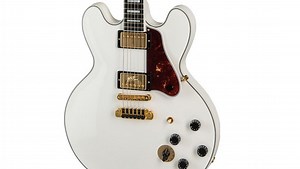 Gibson Unveils New B.B. King "Lucille" ES in Alpine White