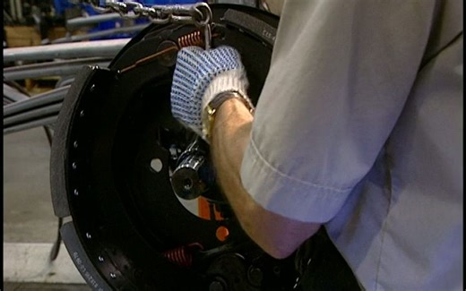 【纪录片】制造的原理 第一季 08｜How It's Made Season 1 (2001)