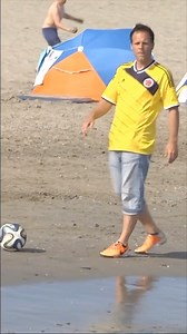 Rémi Gaillard on Instagram: "#football #tricks #world #remigaillard ⚽️🌎"