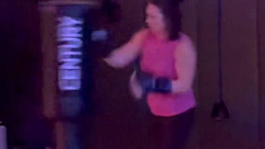 🥊 What is BoxFit? 🥊 BoxFit is a high-energy, full-body workout that combines boxing-inspired movements with strength and cardio training — no actual boxing experience required! In class, you’ll punch, jab, squat, and move to upbeat music while building strength and improving endurance. It’s a fun way to relieve stress, gain confidence, and get an incredible workout all at the same time. ✨ What to expect: • Boxing-style combos • Strength & conditioning • Cardio • Motivation & support Whether yo