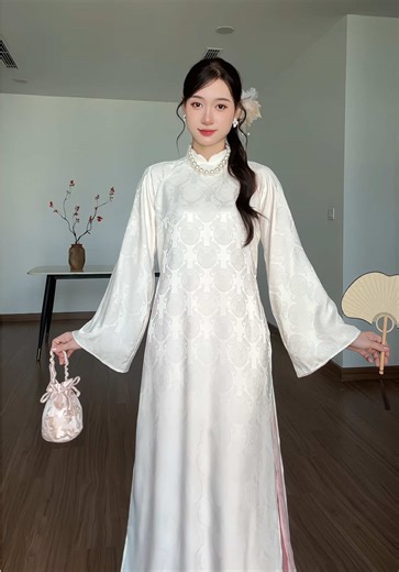 Áo dài này nhìn nền nã đẹp sang qá, mặc được 2 màu lun #kamikidesign