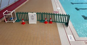 Falling concrete closes section of popular Vancouver pool