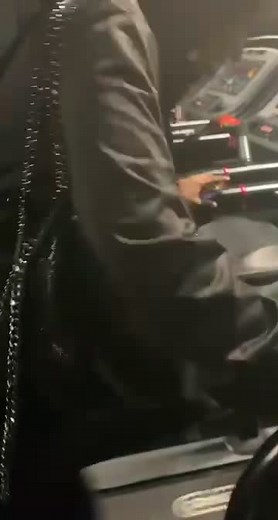 ZOOOOOM😭 #foryou #fyp #ødelagtløbebånd #bannetfrafitness