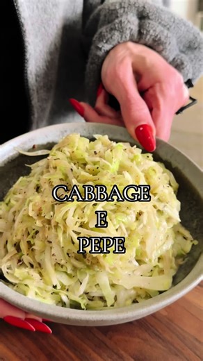 Cabbage E Pepe! It’s so goooood! | Cabbage