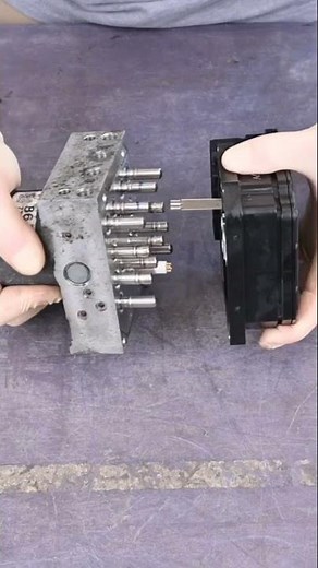 How To Remove And Fix A Honda ABS Module