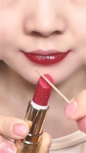 Learn Lipstick Application in 3 Simple Steps ✨ #shorts #viral #trending #lipstick #totorial