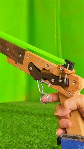 Fun technique DIY to make wood slingshot toy from wood #DIY #EcoFriendly #new #diyprojects #woodworking #woodworkingtips #woodcraft #video2025 | Woodworking TV Viral