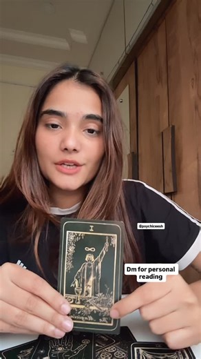 𝐄 𝐞 𝐬 𝐡👸🏻 | Psychic Tarot Reader on Instagram: "Comment 222 to affirm"