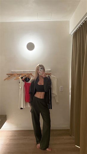 Madison Sieli on Instagram: "Another day another Monday morning vlog☀️ • @setactive • @bloomsupps • @shinehotpilates - first class free with code MADISONS • @alo • @benefitcosmetics #morningroutines #spendthemorningwithme #morningvlog"