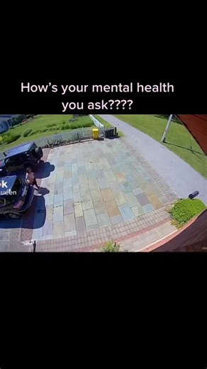 #duet with @chrissy7914 @.seaqueen It’ll be like that sometimes. “Just run me over world.” #MentalHealthAwareness #runmeover #thestruggle #fyp #Lordhelpus