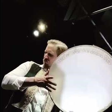 Playing the Iranian Daff