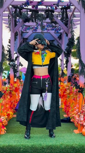 10K views · 107 reactions | This is how Halloween came to life at By Brothers!  Parades, special surprises, parties, and so much fun! 李 Thank you to everyone who joined us! Don’t miss today’s parade at 6:00 PM — and remember, this Saturday and Sunday are your last chances to enjoy the final parades of the season! ✨ #bybrothers #halloweeen #parade #disney #rumi #huntrix #familyday #trending | By Brothers | Facebook