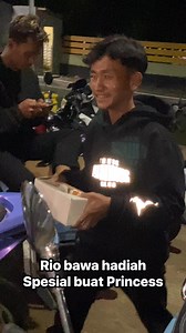 Hadiah spesial buat Princess | Gallery Famor Mania